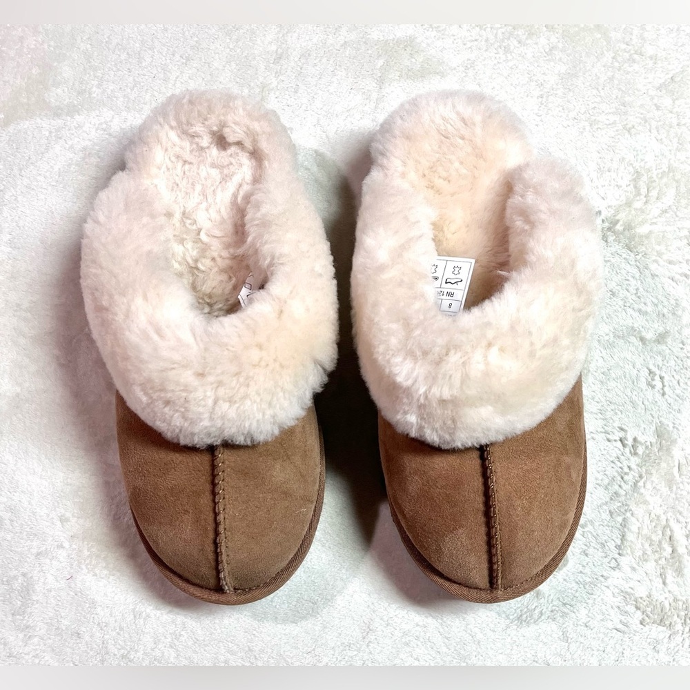 Kirkland Women’s Tan Shearling Platform Slippers Size 8 - Picture 3 of 4